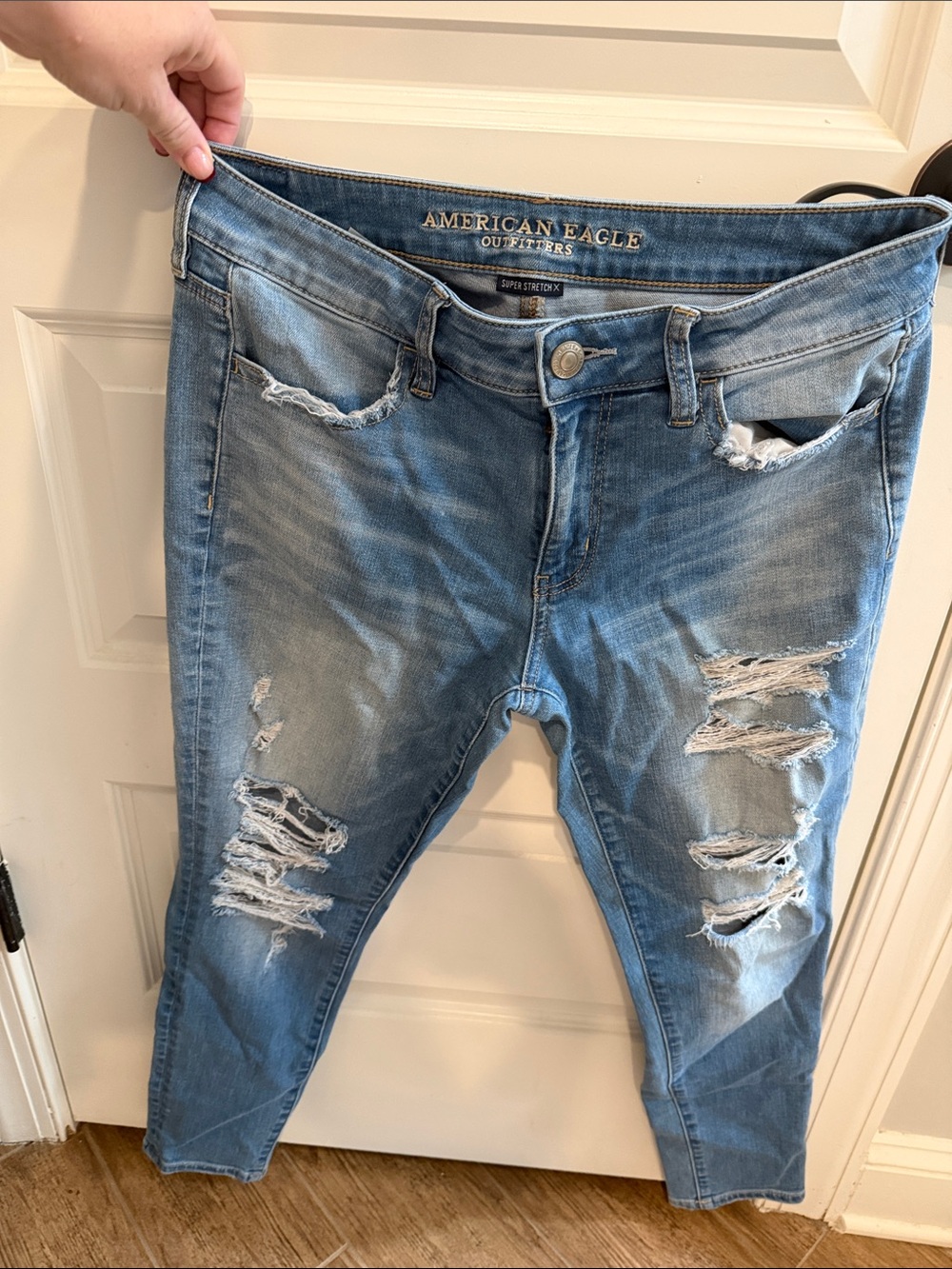 American Eagle Outfitters Light Blue Ripped Skinny Jeans